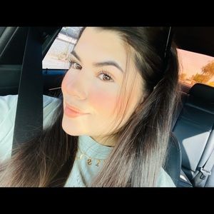 Meet your Posher, Ghislaine